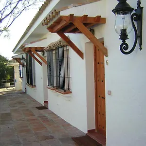 https://estudios-bahia-de-la-plata-zahara-de-los-atunes.es-andalucia.com