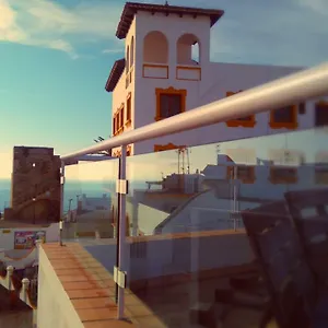 https://surfersresidence-apartments.es-andalucia.com
